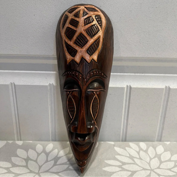 Handcrafted Tribal Wood Mask Wall Hanging. OS.